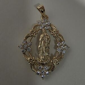 Mary Flower Pendant / Colgante María Flor